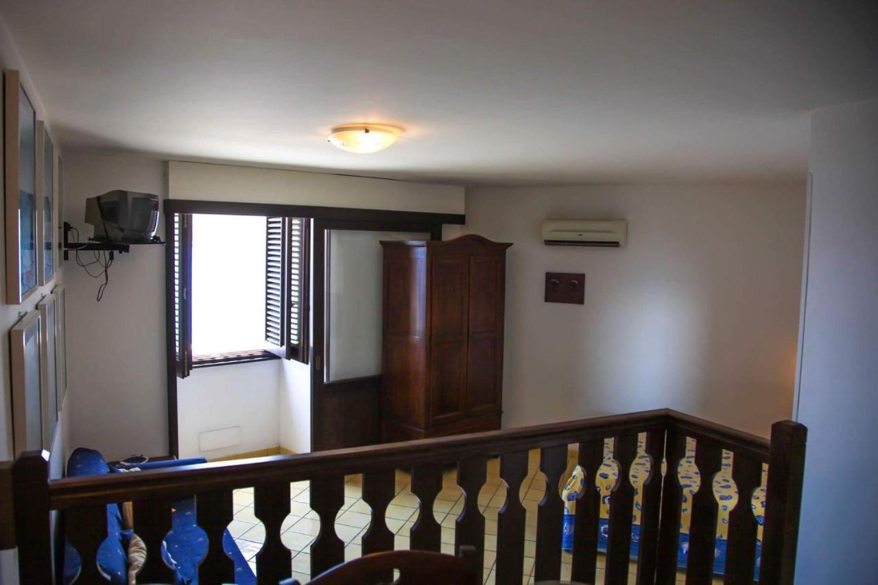 B&B Alta Marea Lipari Bagian luar foto