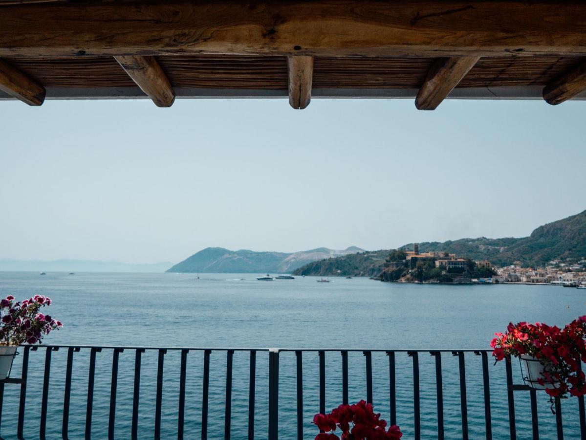 B&B Alta Marea Lipari Bagian luar foto
