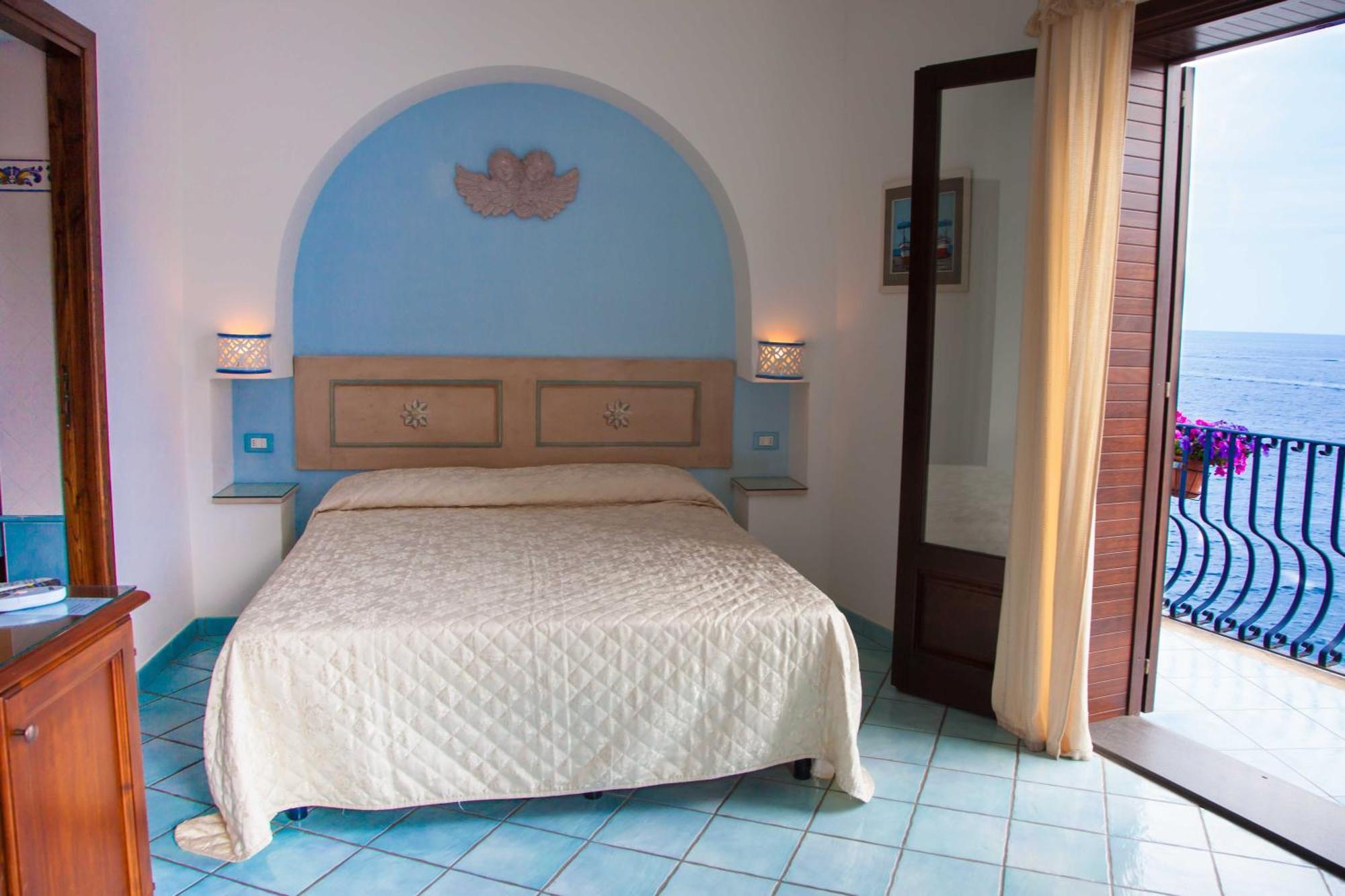 B&B Alta Marea Lipari Bagian luar foto