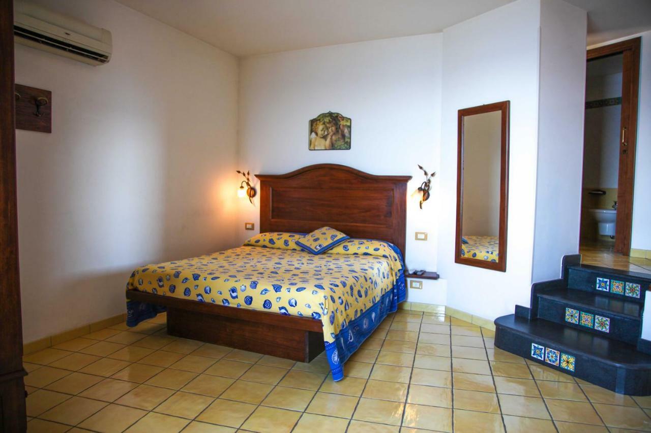 B&B Alta Marea Lipari Bagian luar foto
