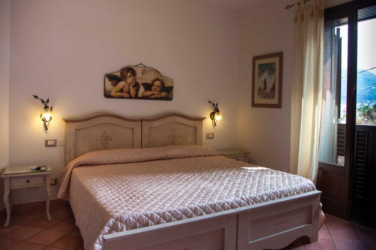 B&B Alta Marea Lipari Bagian luar foto